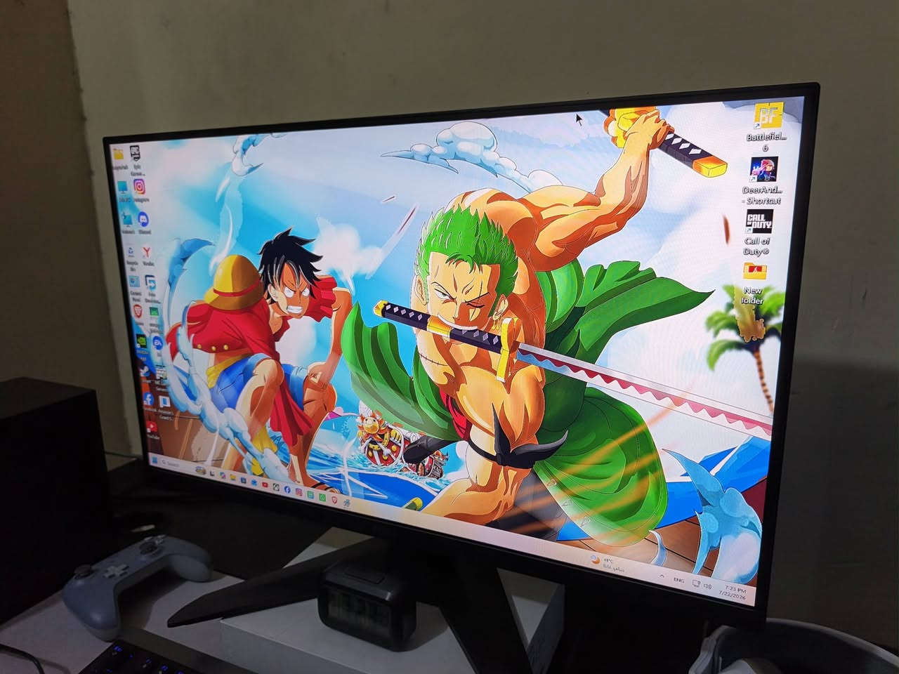 Msi 
27
1080
200هرتز
Fast ips
Hdr
سرعه الاستجابه 0.5
شاشه مستخدمه قليل 
يعني جديده و كل اغراضه كامله و الصور تحكم
مكان يغداد البياع
الي يخدمه يراسلني واتساب 
***********
توصيل محافظات ماعندي للاسف
