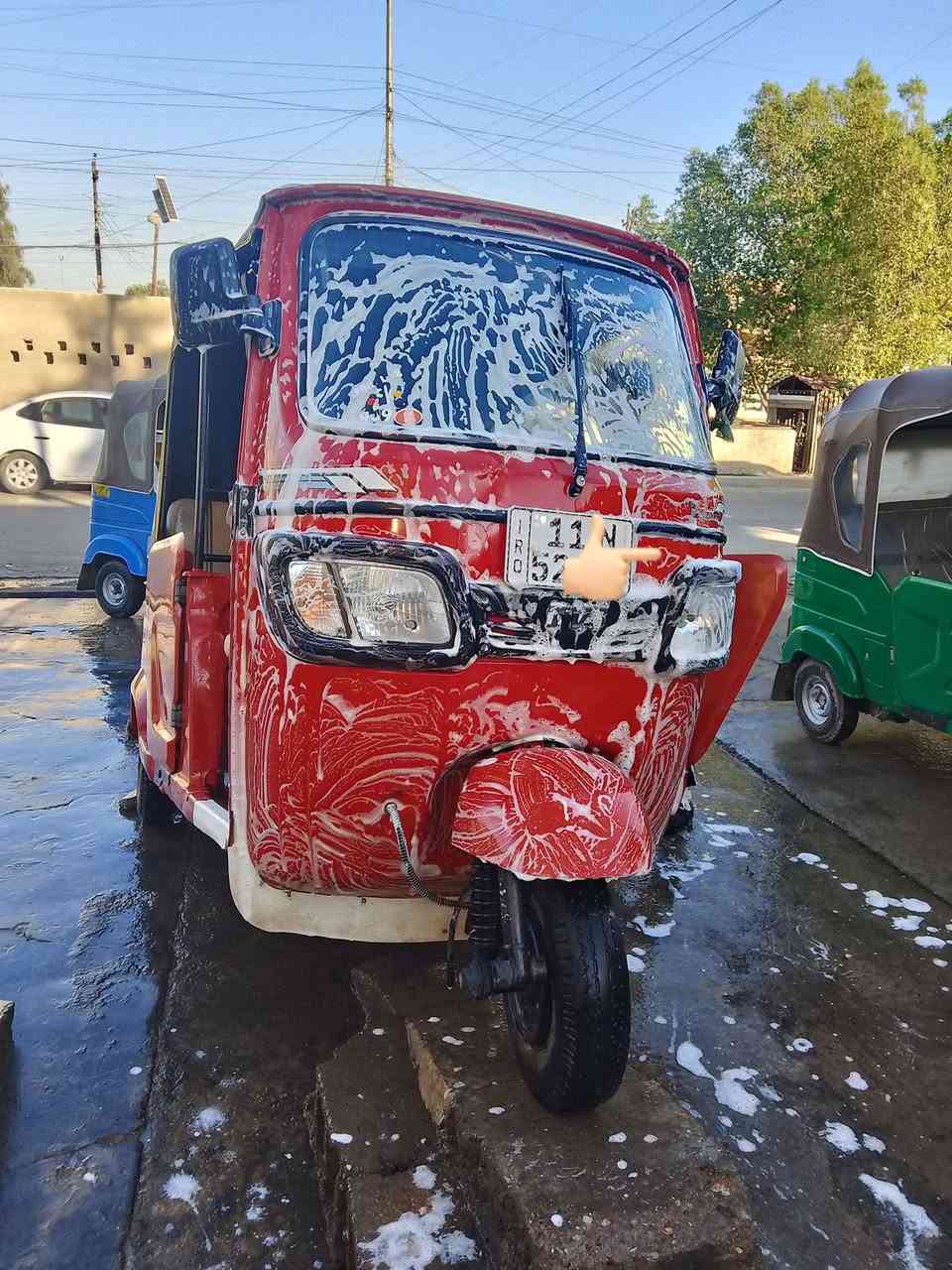 سلام عليكم تكتك للبيع اي نقص مابيه موديل 22 شهر 7 رقم وسنويه سعر 8ملايين وبيه مجال *********** لا ضربه ولا صبغ. مكاني بغداد الراشدية مقابيل الحسينيه
