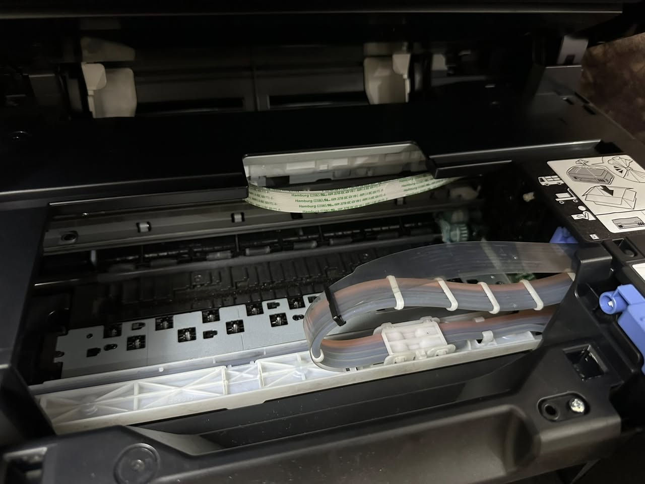 السلام عليكم
طابعة كانون G3416 نظيفة حيل
توصيل مجاني داخل بغداد فقط
سعرها 105 وبيها مجال بسيط
ملاحظة اكو مشكلة باللون الاحمر شوية
واتساب ***********
