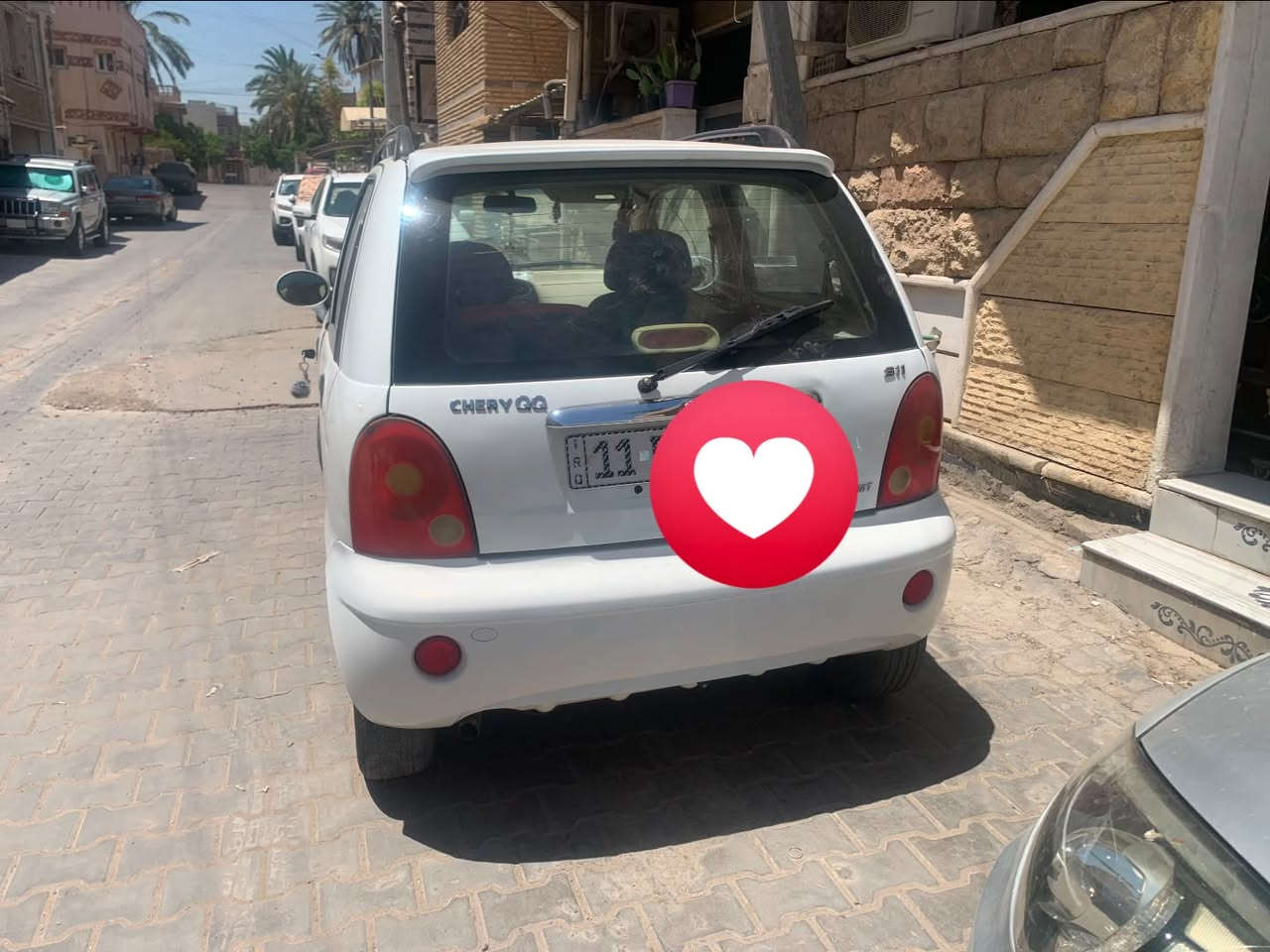 السلام عليكم
كيوكيو ٢٠١٠ 
سياره نظيفه مكينه وكير وتبريد كله تمام 
اضافه شاشه وكاميره خلفية واماميه داش كام 
الكير تحوير دكم .
السعر :٣٠ وبيها مجال 
بغداد الاعظمية 
***********
