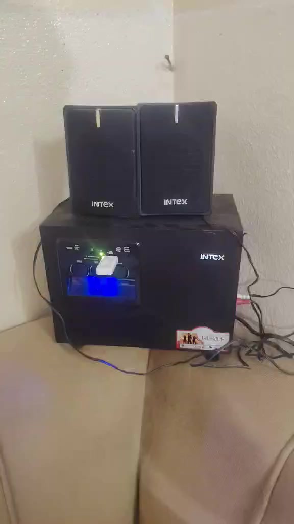 مضخم صوط للبيع صوطو فول
السعر 35وبي مجال بصيط مكان حي الانتصار 
***********
