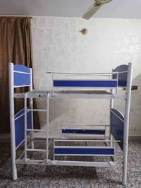 سرير طابقين • نظيف • حي الامين