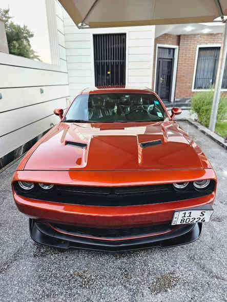 سلام عليكم 
جالنجر  موديل ٢١
رقم بغداد باسمي. انكليزي وهزه جديده
لون مميز  مشمشي
السياره بدون ايرباك لشي ما مشتغل بيه جديده
ماشيه ٦٥ ميل. محر ٣٦٠٠
حادث خلفي جاملغ خلفي ايمن والباب الصدر صبغ ومعجون والجاملغ الامامي فقط كلير توحيد لون معجون
ويل نجمه خسفه
تاير تو سايز
بجم كبس
لايت منضومة زنون اصلي
عندي كزوز صوت شايله موجود
السياره عليه بوليش
بيه جهاز صافره
الاستفسار اكثر
واتس/ ***********
السعر ١٨٧ وبيه مجال للشراي.
العنوان بغداد البياع قرب الهايبر ماركت
