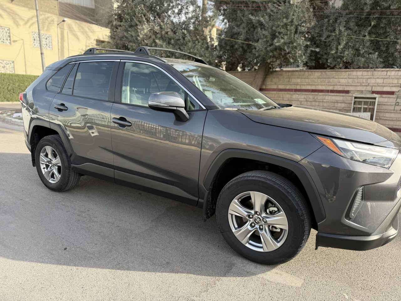 راف فورxle
موديل 2024
وارد امريكي 
اني مستورده 
سياره حادث 
فقط جاملغ خلفي 
او جنطه مبدله بلاديه
ماشيه 
مكاني بغداد المنصور 
سياره بدون هايبرد فقط بانزين
السعر 25500
سياره ممرقمه 
الي يحب يتصل 
***********
***********
