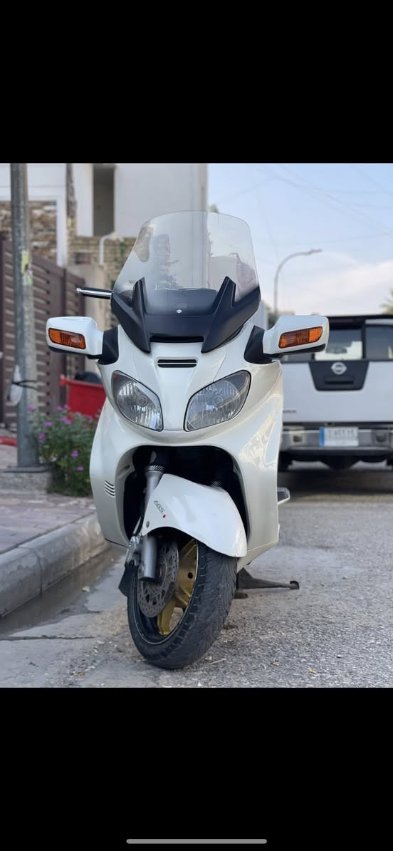 السلام عليكم
دراجة سكاي ويف ٦٥٠ 
فول مواصفات 
تدفئة يدات وكشن 
مري شفط
جامة كهربائية 
رقم بأسمي سنوية جديدة 
مكاني واسط / كوت
ملاحظة : الدراجة عوزها شوي ترتيبات بسيطة 
السعر ٢٤ وبيها مجال
للاستفسار اكثر الاتصال ***********
