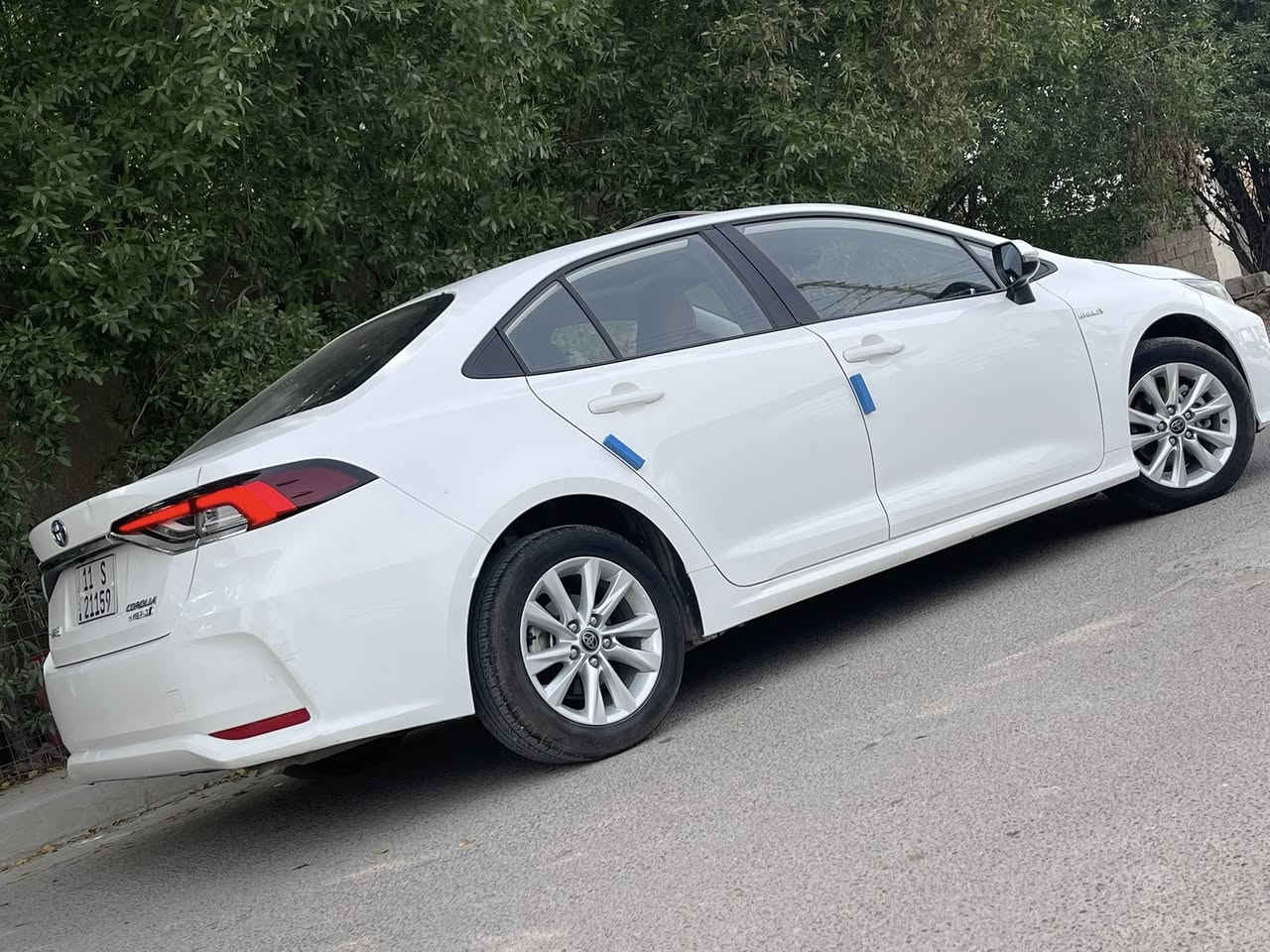 السلام عليكم
للبيع 

كورلا هايبرد 2023 شكل الخليجي 

مكينه 1.8 

ماشيه 48 كيلو

ارضيه جلد تفصال وحوض الجنطه كذلك جلد والمقاعد دوشمه جلد احمر فوك الاصلي 

فول مواصفات للاخير 

داخل جلد احمر ابواب ومقاعد

فتحه سلايد

 بصمه ابواب وجنطه وتشغيل 

ترحيب بالابواب رادار امامي وتحديد مسار وكروس سرعه 

كير مكينه صدر كهربائيات بطاريات الهايبرد كفاله 

كفاله عامه من الصبغ والمعجون  

فقط بارد بسيط كلش بالجاملغ الامامي جهة الصدر صور السونار موجوده بالمنشور 

السيارة نظيفه كلش وبعدها بوضع الوكاله مناقصها اي شي

رقم بغداد سنويه جديدة وهزة جديدة تسقط بشهر 12 / 2026

غرامات صفر

معروضه ب142 ومجالها بسيط للشراي

مكاني بغداد حي الجهاد

للتواصل واتساب واتصال

 

***********
