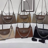 شنطة نسائية • جلد • ممتازة
