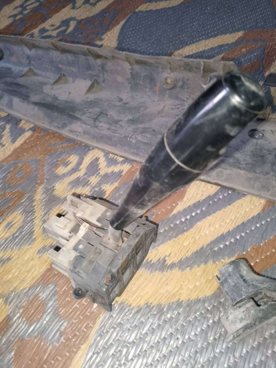 سلام عليكم
ماطور مال ماسحات يدة مال لايت وقامة مال ماسحة زوج حافظة مال جنطة
مال بروتون ويرا 
*********** متواجد واتساب العنوان بغداد
