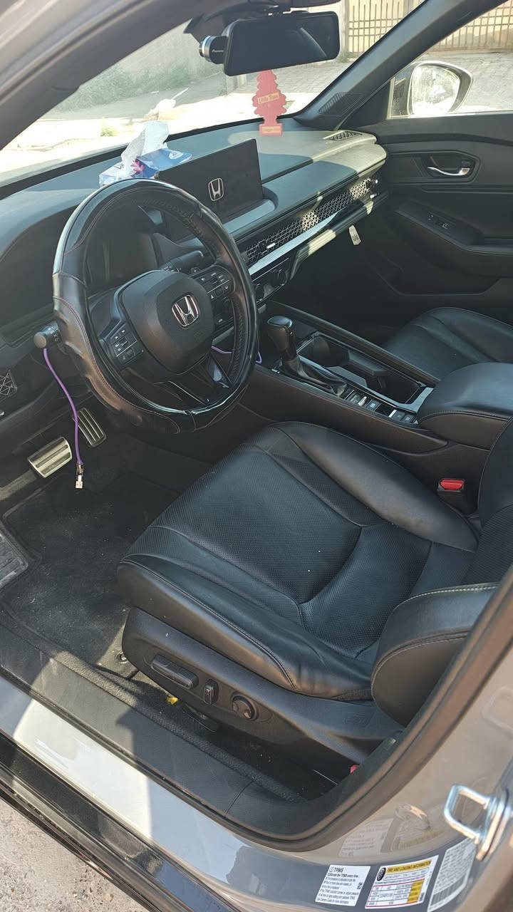 هوندا اكورد موديل 24 هايبرد للبيع بسعر مناسب
هوندا أكورد سبورت L (2024)🩶🔥
🚘 الفئة: سبورت L

🌞 فتحة سقف
🔑 بصمة
🚀 تشغيل عن بعد
💺 كشن جلد مع تدفئة
⚙️ مقاعد أمامية تحكم كهرباء
✨ إنارة ترحيب
🛣️ تحديد مسار
⏱️ تحديد سرعة
📡 رادار جانبي
🚨 رادار أمامي
📷 كاميرا خلفية
📟 حساسات أمامية وخلفية
💡 لايتات مال تورنك أعلى فئة يجي دوار ويا الستيرن
👁️ نقطة عمياء
🛑 توقف ذاتي
➕ وبعد هواي مواصفات

🛠️ الحادث:
🔧 بنيد مبدل أصلي فافون
🧰 جاملغات أيمن وأيسر بارد PDR وبيهن صبغ شوية من جهة البنيد
🧰 جاملغ وباب خلفي جهة اليمين بيهن بارد PDR
🏆 تصليح درجة أولى، كل القطع أصلية ومصروف عليها هواي

📊 ماشية: 31 ألف كيلو تقريباً وقابلة للزيادة
🧾 رقم بغداد، تحويل بأسمي ثاني يوم

📮 السـعـر ✅ اتصل اوتساب ودلل

مكان تواجد السيارة: بغداد – المحمودية
رقم صاحب السيارة: ***********
