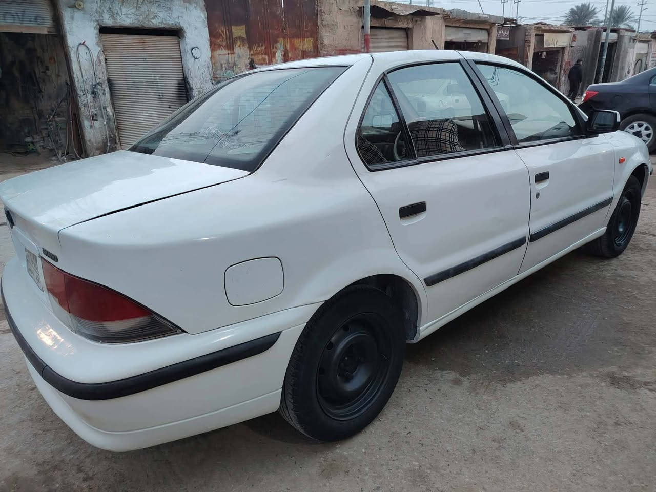 سلام عليكم سمد البيع موديل 2011 سياره مكفوله عد البنيد مبدل فقط سياره مكينه جديد حداديه جديد تخم تاير جديد كهربايات كلهه شغاله سعر سياره 36 وبيهه مجال الشراي مكان سيار ديوانيه قضاء غماس رقم الهاتف ***********
