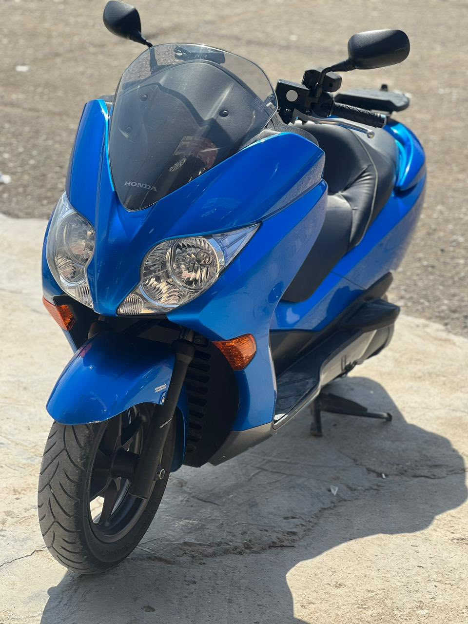 المواصفات S7 
مسجل راديو 📻 بلاد 
7 كير 4 تحويلات 
تحكم ستيرن 
مانع انزلاق abs
نظام سبورت +اوتمواتيك 
محرك ابيض فول 
جنطه بلاديه 
ستاند حساس 
كلوب جنطه 
سايد بريك 
ماصدات كرستال
تايرات جلاتين جدد
وبعد هواي بيهه مواصفات 
مكاني واسط العزيزيه
***********
