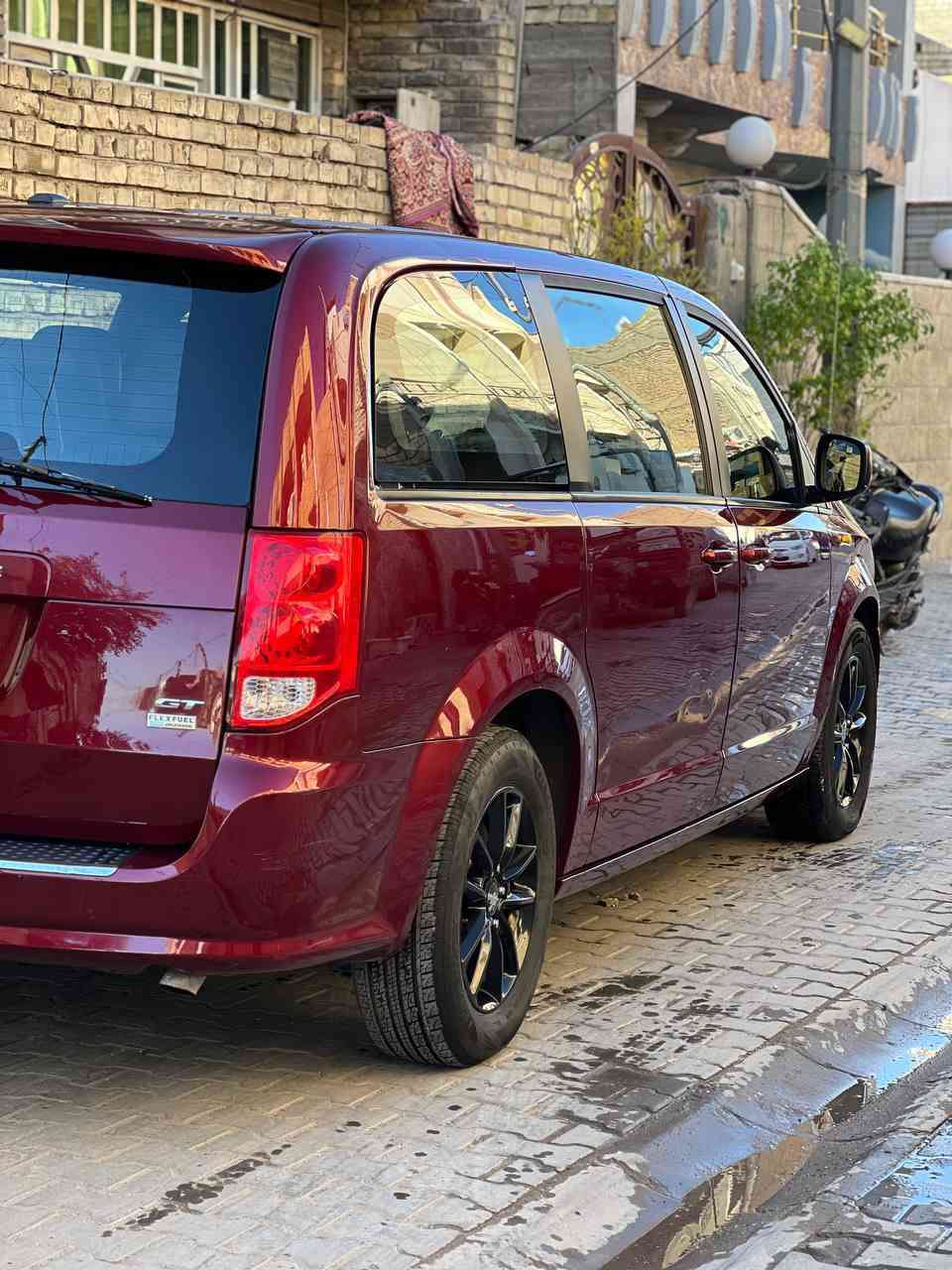 السلام عليكم من رخصه مدير وأعضاء الكروب المحترمين للبيع دوج كرفان 2019 GT فول محرك 3600 بلادي وكير بلادي كشنات جلد تشغيل عن بعد كلها ليبل واحد بدون تبديل بيها طخات بصفحه السائق بجم كبس ماشيه 79 قابل للزيادة صور الحادث بالمنشور بيها صبغ صفحه السايق السعر المطلوب 190 بغداد الحريه ***********
*********** وات ساب
