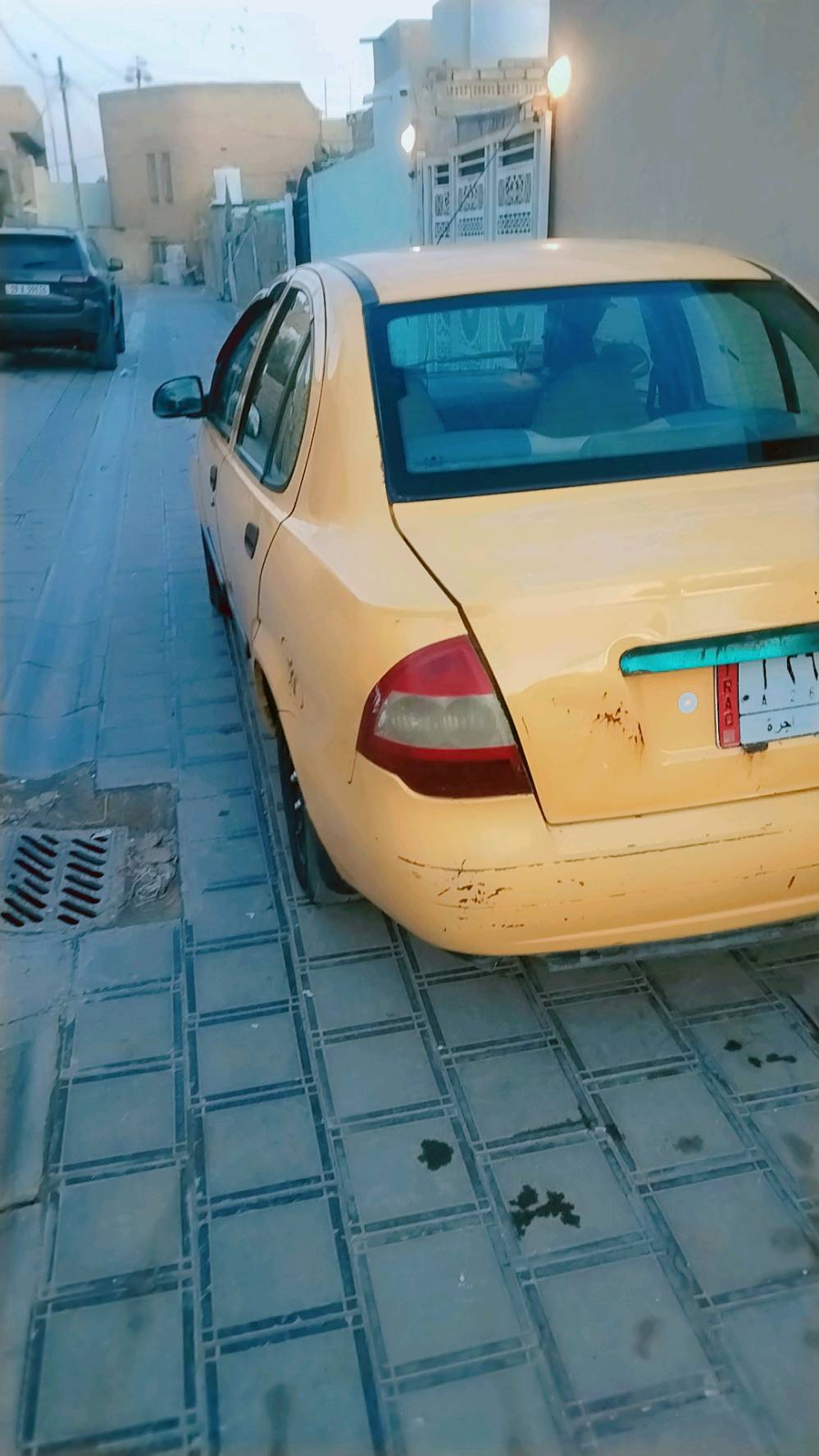 السلام عليكم طيبه موديل 16  راعيه كربلا هيىه وغرامه مصفره  سنويته لل 2022 بيه صبغ بدايت البنيد وشويه باب بصف السايق كير كفاله مكينه ماتنقص بس تبخر كهرباياته كله شغاله حداديه بس درايم الايسر حلوه حداديته معروضه ب 36 وبيه مجال بصيط حق جيتك مكاني كربلاء العطيشي رقم *********** 