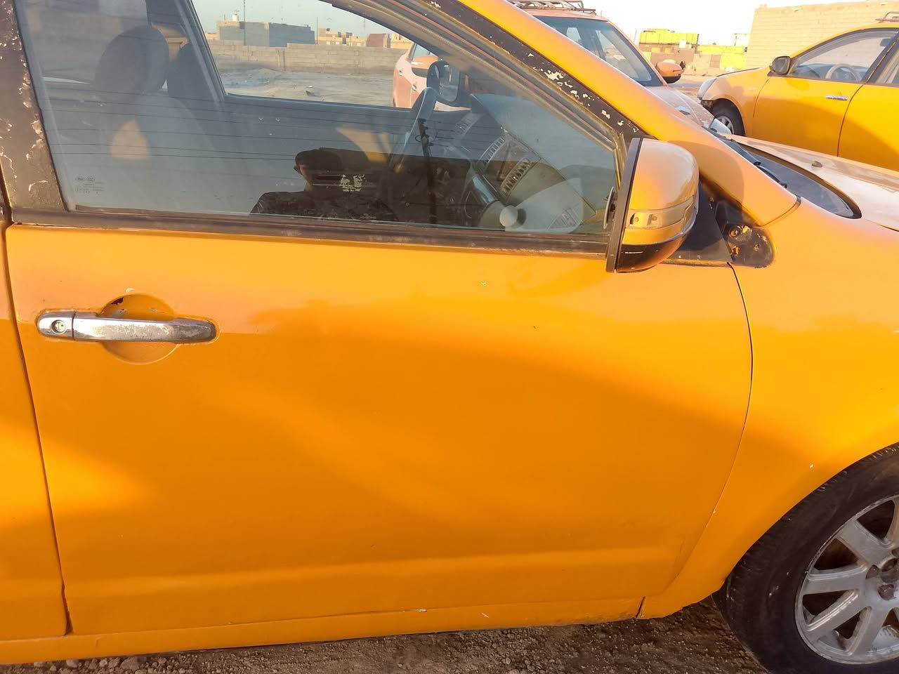 جلي موبل تفصيخ  بيها كير ومكينه مكفولات مكينه بيكاتشو1800 والگير عادي المحتاج غراض يخابرني ما متواجد ع النت *********** العنوان ناصريه حي الجوادين
