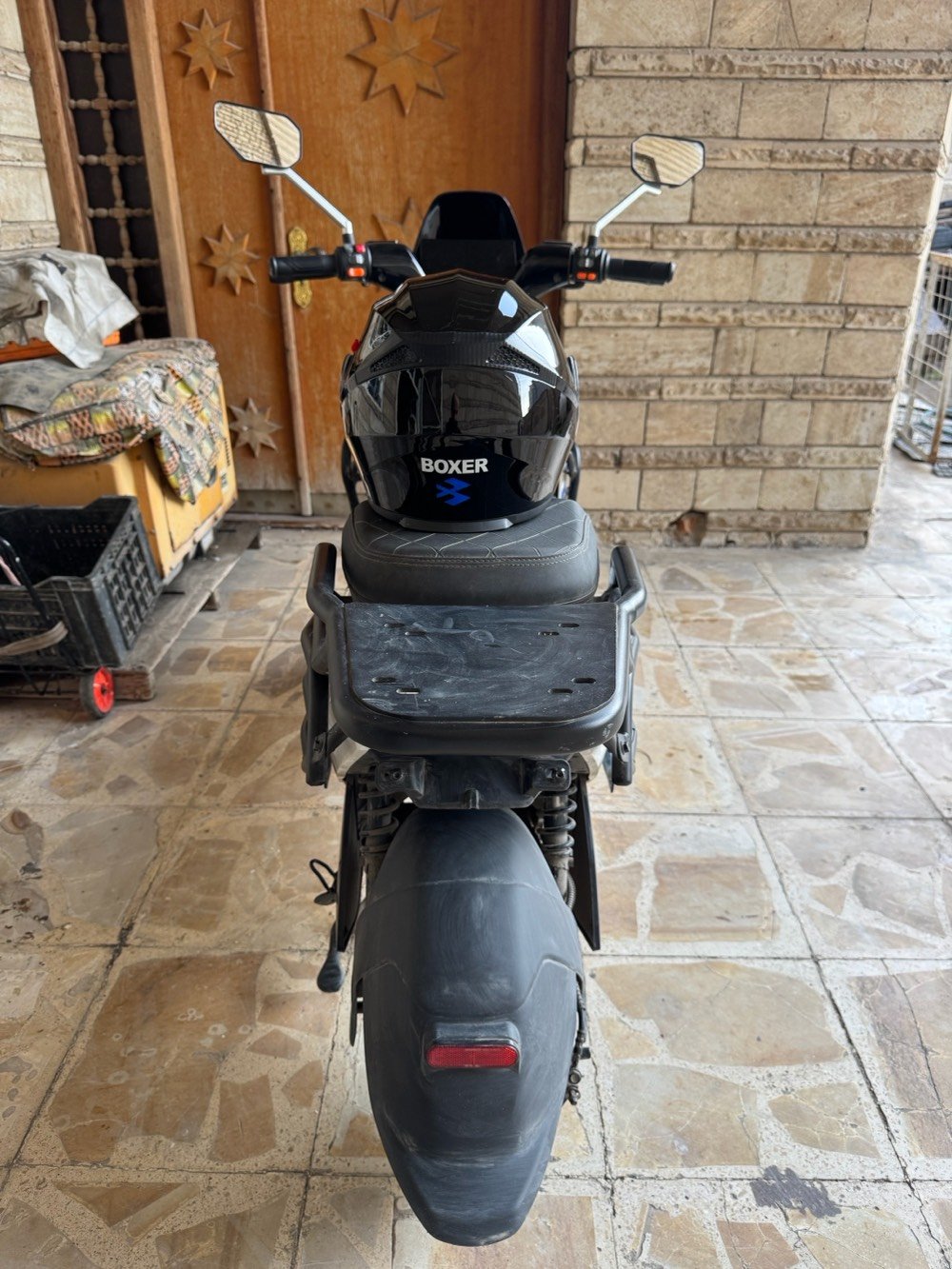 دراجة كهربائية شحن 
نوع : سوبر ايبو 
اصدار شركة : Apk 2025
السرعة : 100
نوع وحجم البطارية : ليثيوم  50 امبير 72 فولت 
حجم الملف : 2500  اورجنال
المسافة : 70 كيلو واكثر
شاشة : اندرويد
ثلاث سرعات
مثبت سرعة 
دبل اشارة 
ديسكات 
درع حديد حماية 
الاطارات حجم 12
تتحمل وزن الشخص اكثر من 120 كغم
الدراجة غير مشمولة بنظام الحجز المروري يعني ( متنحجز) 
نظام تشغيل عن بعد
كارت تشغيل ( لمس الشاشة فقط)
نظام حماية تنبيه وانذار  عند اللمس والحركة 
نظام الايت 
ناصي عالي رماش 
نظام البارك p
دبل سويج 
دبل كارت 
دبل ريمونت
ثلاث طرق تشغيل 
مدة الاستخدام شهرين فقط 
السعر مليون و خمسميه 
العنوان بغداد : السيدية 
***********