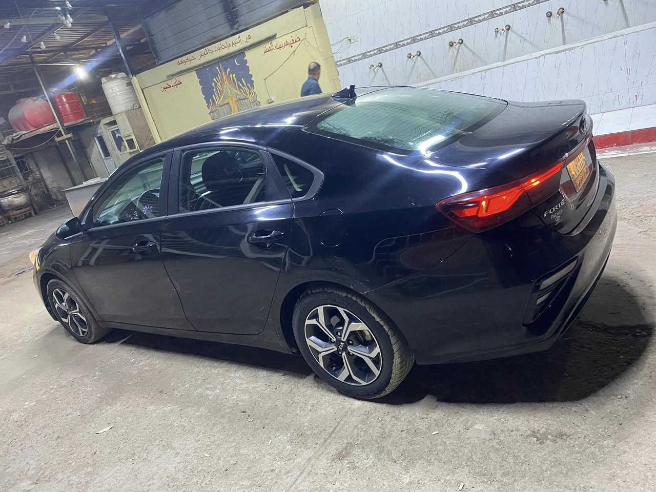 السلام عليكم فورتي مديل 2021بدل بيه جاملغ فقط صور الحادث موجوده ب المنشور رقم بصره حره ماشيه 55الف كيلو بكان سياره بصره جمعيات رقمي *********** سياره بيه شخوط ناشرهم اني سعر 135 وبيه مجال
