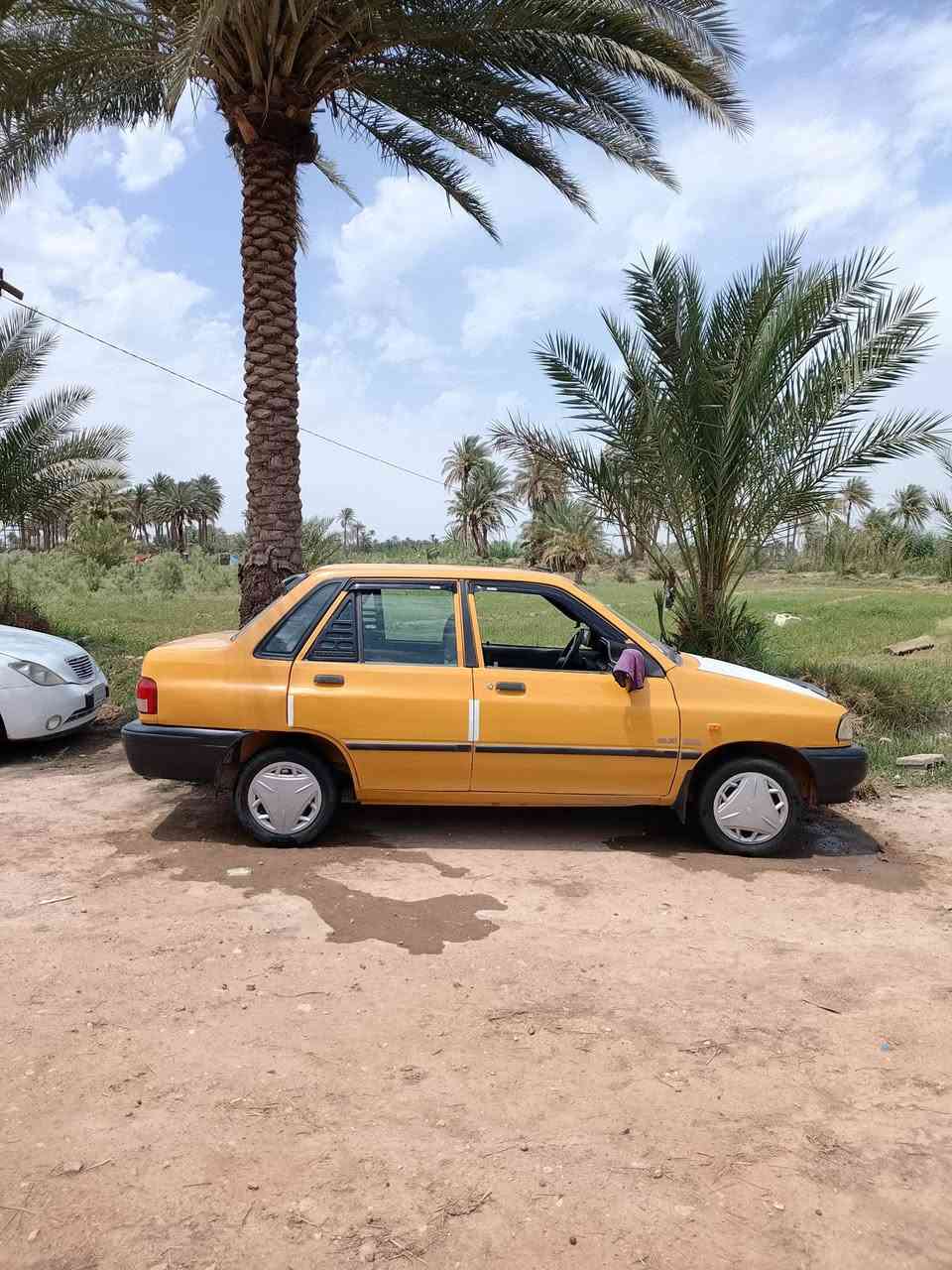 السلام عليكم 
سايبة موديل 11 للبيع رقم بابل عليها غرامات بس150 وينزلن من السعر محرك مكفول ما عدا الگير الرابع يفلت السيارة معروضة 28وبيها مجال قليل مكان السيارة كربلاء رقم الهاتف *********** بي واتساب ملاحظه بالفيديو غلطت كلت 30
