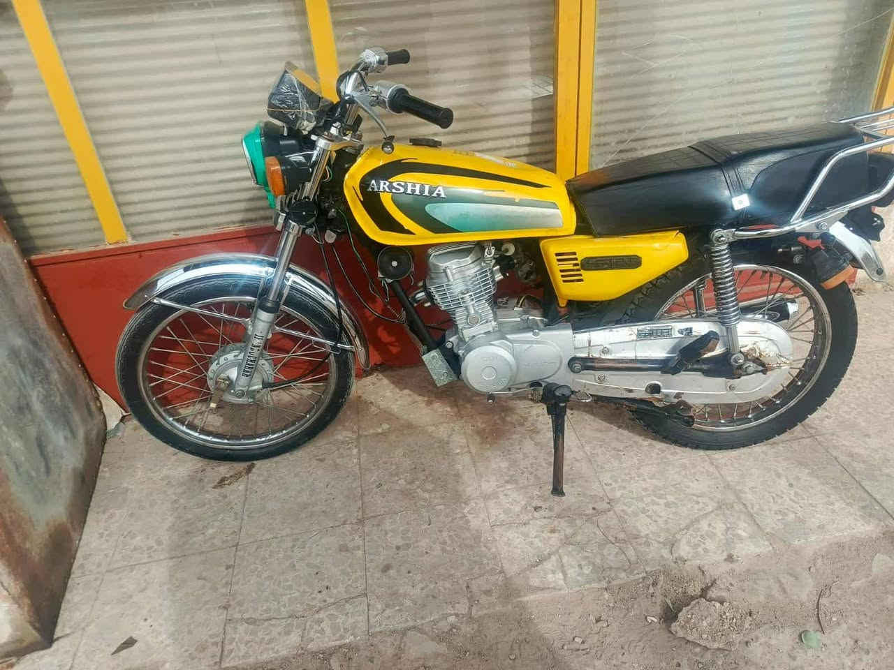 السلام عليكم دراجه للبيع كفاله عامه موديل 21 سعرها 500 وبيها مجال


**إذا كنت صاحب هذا الإعلان وتريد حذفه لأي سبب، رجاءا أرسل رسالة إلى الدعم الفني**