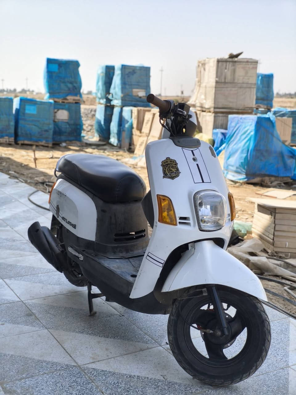 بوليسي نوزل الدراجه بوضع الرمبه شرط ما مفتوحه ومال جنايه الي يريدها يراسلني او يخابرني ***********
