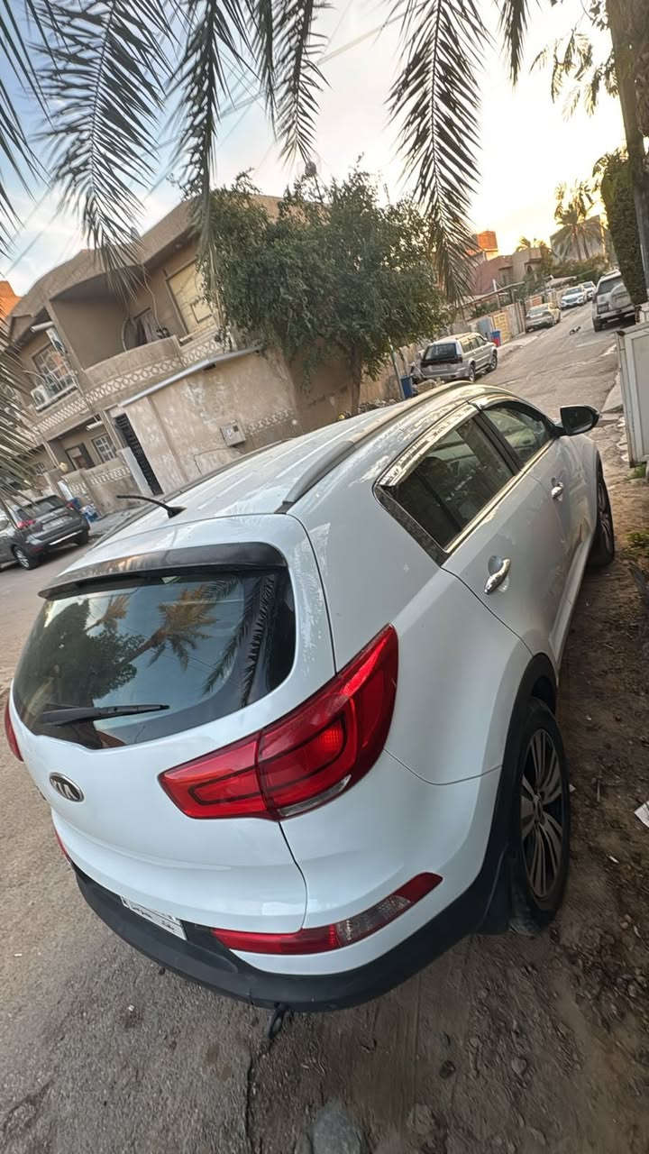 للبيع
كيا سبورتج 2016
خليجي ماشيه 88 الف كيلو 
الأضرار مثل مموضحه بالسونار رقم بغداد باسمي 
مكانها بغداد 
160$ بيها مجال 
***********
