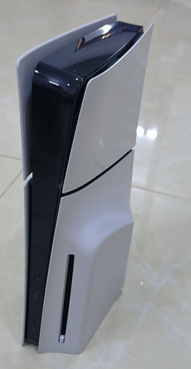السلام عليكم
PS5 

بلي 5 سلم للبيع

1 تيرا ✨

الجهاز نظيف جداً اخو الجديد استعمال قليل على ايدي ماعندي مجال اشغله اصلاً لذلك دابيعه

السعر 775 

الجهاز ما مفتوح وياه جويستك وكيبلاته الأصليات

وهدية قرص فيفا 24 🎁

للعلم الجديد حاليا 975 واكثر

للتواصل مسنجر او واتساب على الرقم

***********
