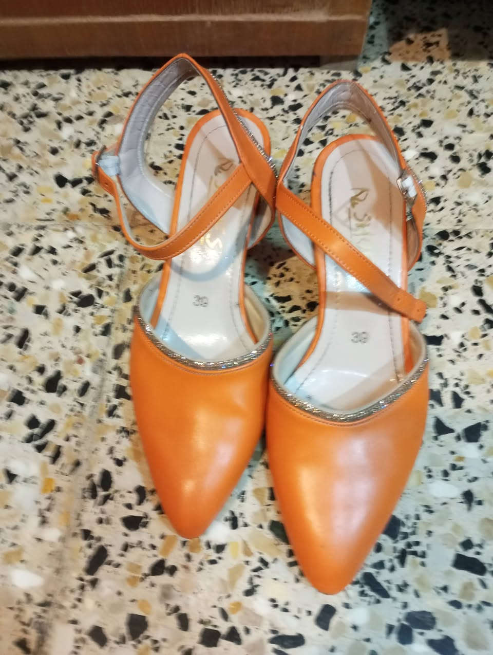 للبيع


**إذا كنت صاحب هذا الإعلان وتريد حذفه لأي سبب، رجاءا أرسل رسالة إلى الدعم الفني**