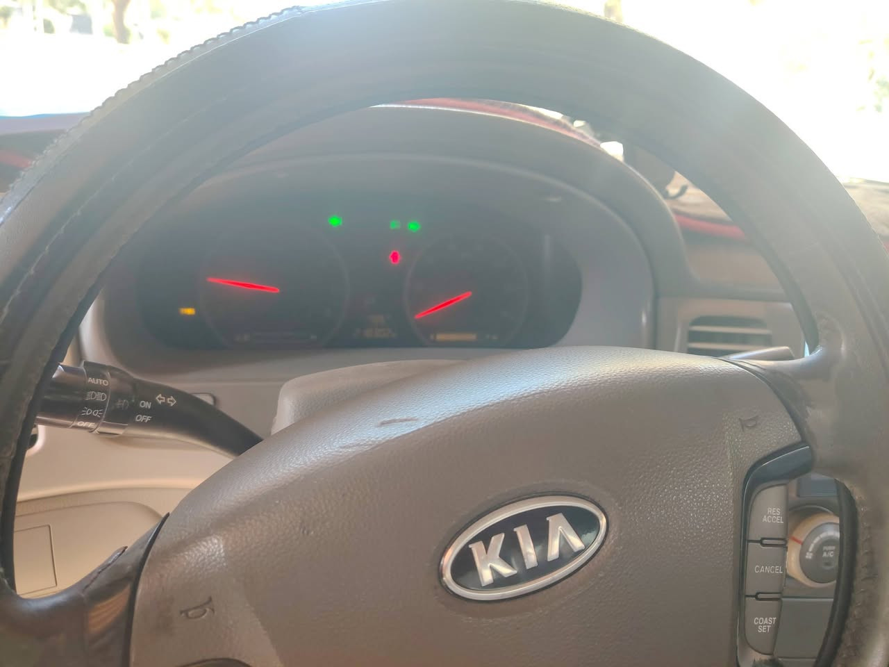 السلام عليكم ورحمة الله وبركاتة كيا اوبتيمة موديل 2006بسمي مشروع وطني هزة ورقم جديد مكينة وكير وحدادية وتخم تيارات تدفة تبريد خير من الله  المكينة //6//2700///مصبوغة حزام السعر المطلوب 85$$$$  العنوان واسط نعمانية رقم *********** وبي واتساب @ترهم امراوس حاسب القناعة  اسف على الطالة
