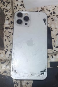 12برو ماكس جهاز شغال 250او مراوس بأعلى وانطي فرق 07712220875