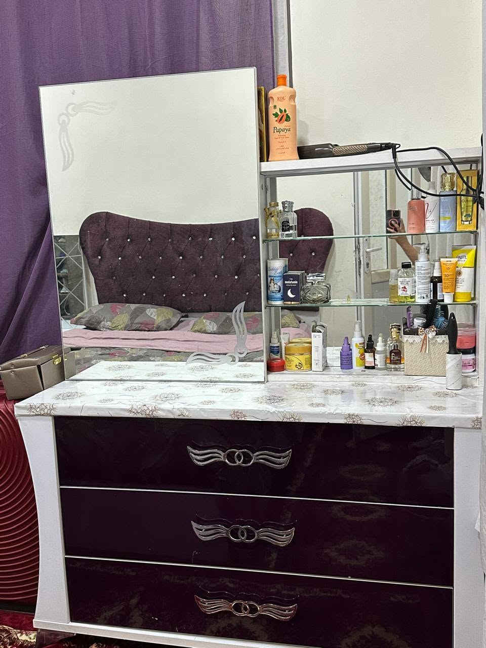 متاح غرفه اخشاب كامله نظيفه اي عيب ما بيها شراي يراسلني خاص ☺️


**إذا كنت صاحب هذا الإعلان وتريد حذفه لأي سبب، رجاءا أرسل رسالة إلى الدعم الفني**