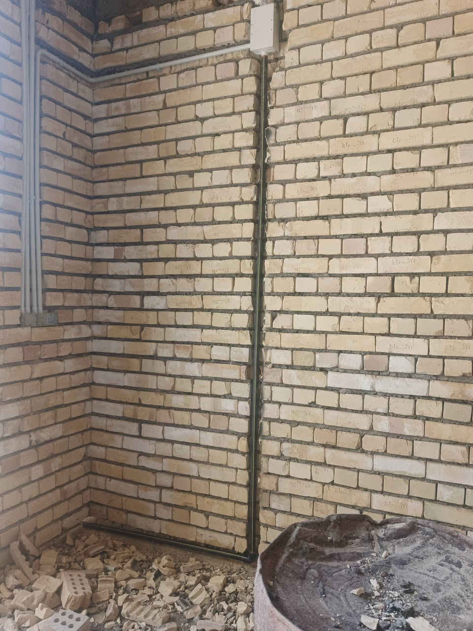 سلام عليكم خلف ماء ومجاري وتثقيب***********
