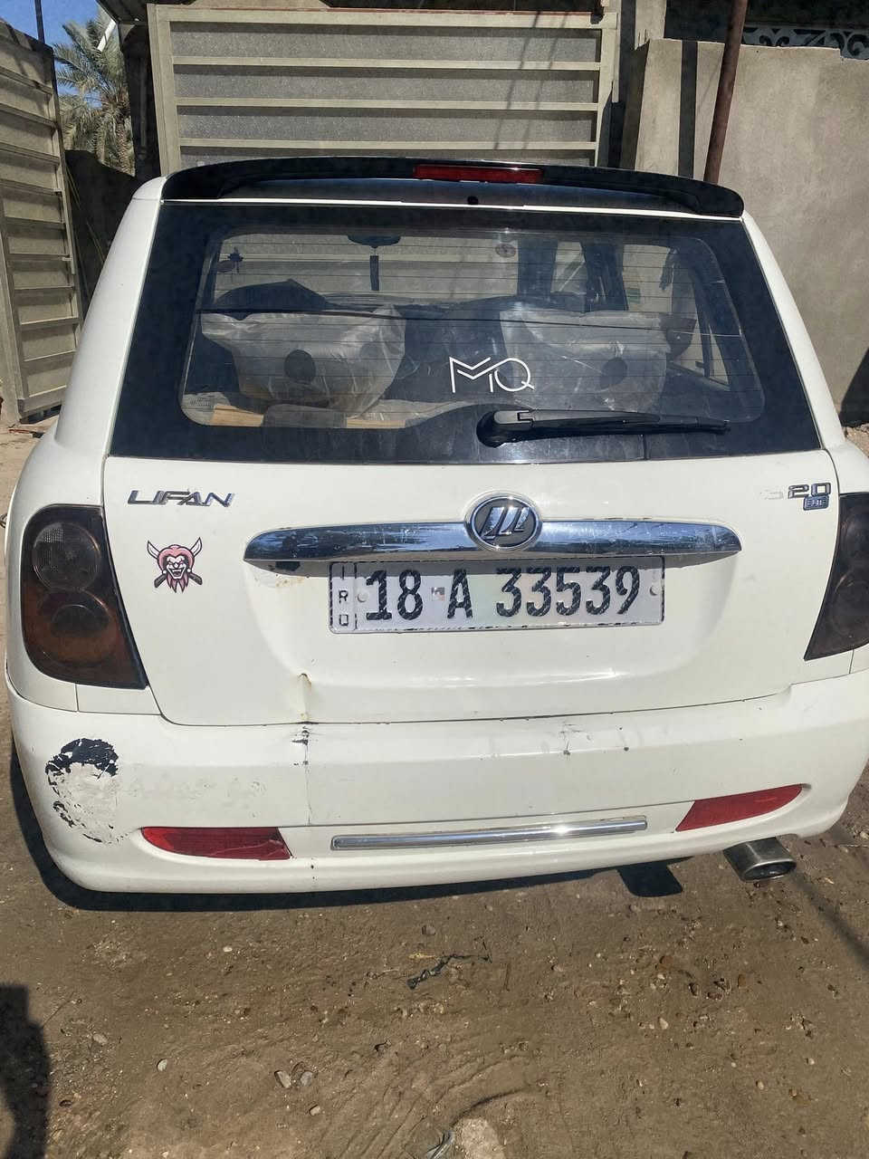 ليفان 2012 بابل
بدون صبغ
بيها خياس قليل
رقم جديد
38 وبيها مجال بسيط 
***********
بالحله
