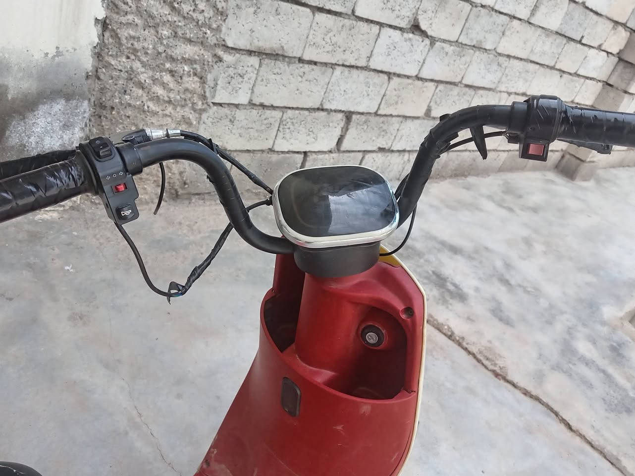 السلام عليكم  دراجة شحن السعر 250 وبيه مجال


**إذا كنت صاحب هذا الإعلان وتريد حذفه لأي سبب، رجاءا أرسل رسالة إلى الدعم الفني**