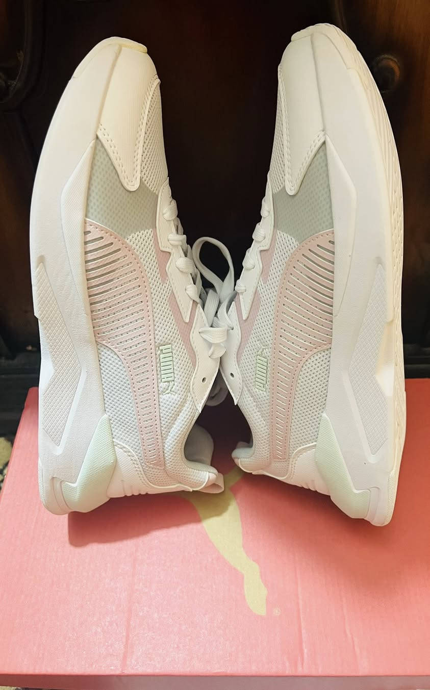 بوما X-Ray 3LT  (اورجينال)👉👉
مقاس 43 
جديد
01142080284


**إذا كنت صاحب هذا الإعلان وتريد حذفه لأي سبب، رجاءا أرسل رسالة إلى الدعم الفني**