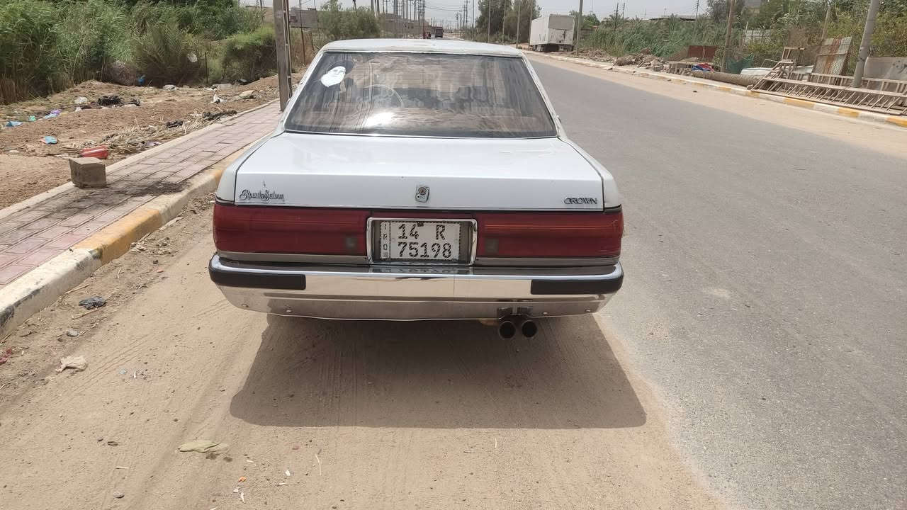 يالله سلام عليكم اليوم الحلال للبيع وقطعه لوز وحلوه وسعر حلو / هارتوب كصيف مكفوله من الكص ونغل جثه ولعيب شرعي رقم بصره انكليزي سنويه لل2030 تحويل مباشر وراعيهه صديقي ويريد تحول موصفات سياره/تبريد ثلج🥶 منضومه كامله جديد / مكينه كير ونجي طك كارتون ترايك 180 اذا مو نفس الحجي كروتك عليه / كهربائيات كلهن سويتلهن ادامه بحيث ازغر كلوب بدلته عامه شغاله الكهربائيات /تخم تاير ابو الخط ياباني /شاشه واي فاي وبلوتوث وسستم كامل سماعات ياباني/ نضام سنتر لوك ع ريمونت تتقفل وتتفتح /جام كهربائي وبعد هواي مواصفات /عنواني البصره الجزيره وسعر 43 وبيهه مجال كلش قليل حك جيه يعني ولماعنده يشلع عيوني بس لا يكسر سعرها وتحياتي للجميع ***********
