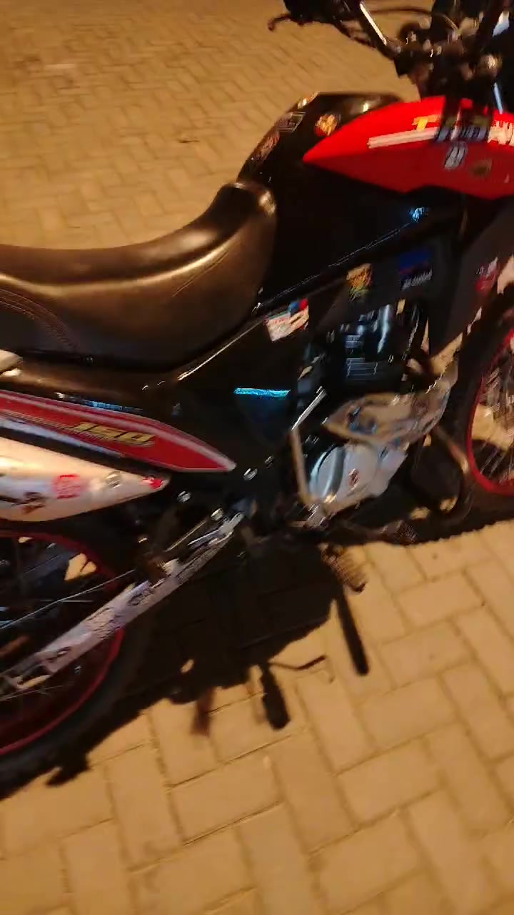 رقم سنويه ثاني يوم احول لك
السلام عليكم قفاز نونسن دراجه نظيفه بي نقوصات قليله ومتروكه جانت  مكان بغداد حي اور عارضها1,800 بيها مجال حك الجيه

***********

الفيس ما متواجد  واتساب
