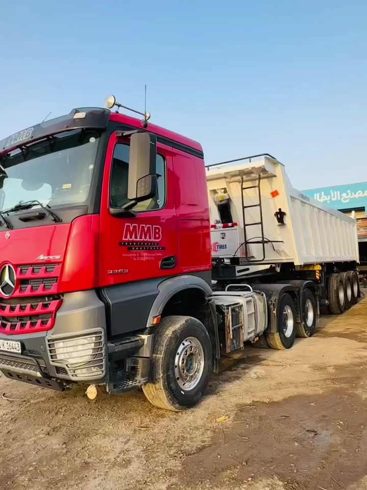 السلام عليكم عربانه ماكنيسان شغل جديد تخم تاير ٢٤ كاملةذرعة ٣١ متر مكان بغداد السياحي السعر ٣ دفاتر وبيهة مجال تلفون***********
