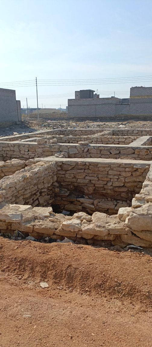 اللهم صل على محمد وآل محمد
قطعه 125م خريطه اساس كامله غرفتين وأستقبال وبراني ومطبخ منطقه سيد جابر شارع الرسول كهرباء ماء 5امتار عن القطعه
مكلف بنشر غير موجود علفيس 
للأستفسار اتصال واتساب متواجد ***********
