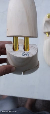 مانع رطوبة للأحذية • مقاس ٤٥-٤٦ • توصيل