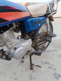 دراجه تايگر للبيع موديل ١٩ اوراق اصولي محرك وشاصي شرط ونضافه شوفت عينك...