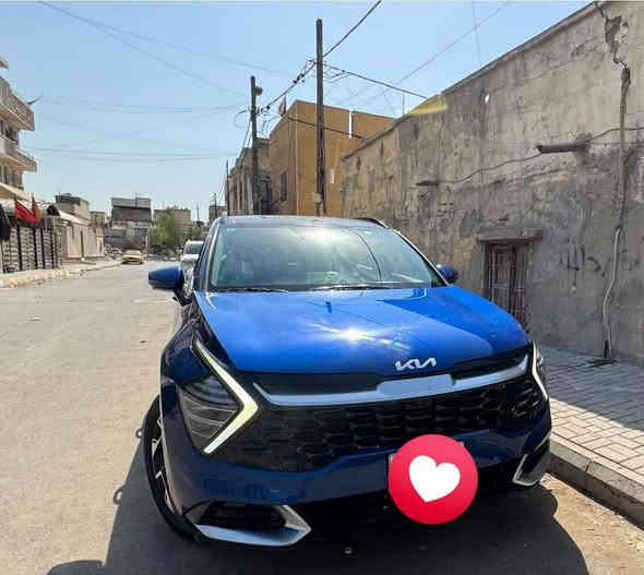 كيا سبورتاج موديل 2023  اعلى فئة sx  برستيج عشاق الفول مواصفات الحجم الكبير 

وارد امريكي حادث كلش خفيف 

 بدون اير باك  صور الحادث موجوده 

مواصفاتها :-السيارة ماشيه 25 ألف ميل

1. محرك 2500 

2. كير 8 نمر 

4. بانوراما

5. بصمة : تشغيل - ابواب - صندوك

6. صندوث كهرباء

7. شاشة كبيرة على طول  الدشبول تدعم  ابل كاربلاي واندرويد اوتو وفول تحكمات

8. كيجات الكترونية متغيرة حسب الوضعيات

9. انظمة القيادة : سبورت - سمارت - نورمال

10. كشنات كهرباء فول 

11. كراسي كهرباء فول تحكم مع كشن امامي متحرك عند النزول اوتماتيك

12. اضواء ترحيب عند الاقتراب مع ترحيب داخلي عند الصعود او المغادرة

13. شحن وايرليس

14. منافذ تايب سي عدد 3 مع 2 في الكشنات ومنفذ يو اس بي ومنفذ جداحة

15. هاند بريك بصمة

16. اوتو هولد

17. كاميرات 360 مع بالاشارات الجانبية مع وضعيات مختلفة للكاميرات

18. فول رادارات امامية وخلفية وجانبية . نقطة عمياء وحساسات امامية خلفية 

19. تحديد مسار ذكي

20. قيادة ألية ذكية

21. نقطة عمياء

22. كروز سرعة

23. تدفئة كشنات 

24. سستم صوت هارمن 

26. خزن كشن سائق ميموري وضعيتان

27. ويل كب حجم 19 وحساس اطار ،        

28. اشاير بالمري

29. تشغيل عن بعد

30. شاشة لمس متغيرة لتحكم الميديا او لتبريد

31. ستيرن فول تحكمات

32. السيارة 2 ويل يعني المرغوب بل سوك 

داخل اسود سعره245 و بيه مجال بسيط ومرقمه بغداد سياره جديدة كلش 

وصور الحادث موجودة راسلني واتس اي وتدلل 

      ***********hidden information]📞
