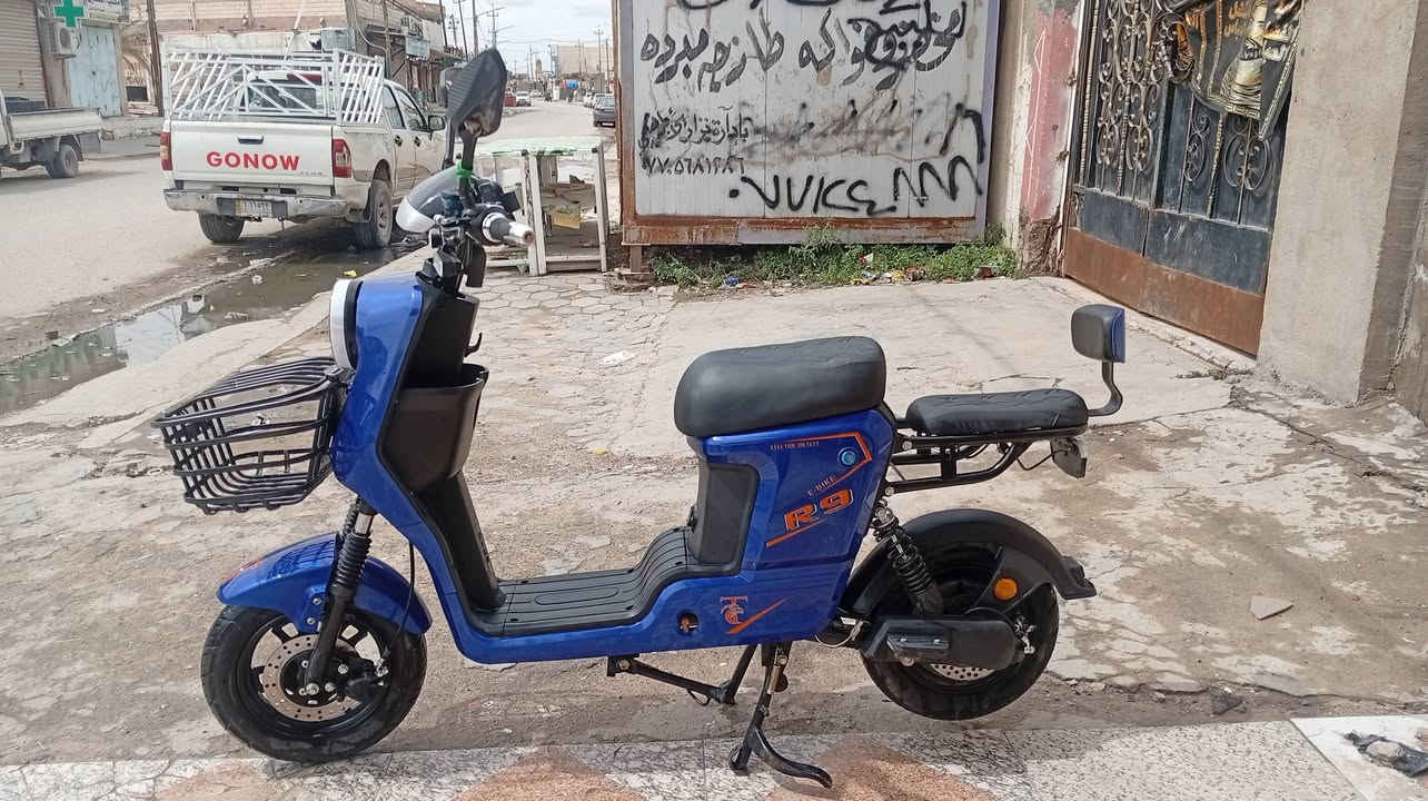 دراجه للبيع  يريد يتصل على هذا الرقم***********
