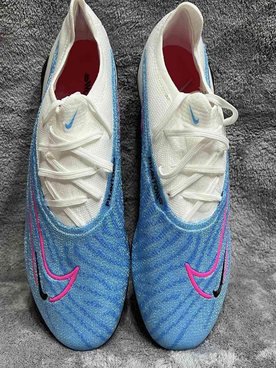 لابجين نايك بوسنا قياس ٤٠ قياس القدم ٢٨سم سعر ٢٥ مع التوصيل واتساب ***********
