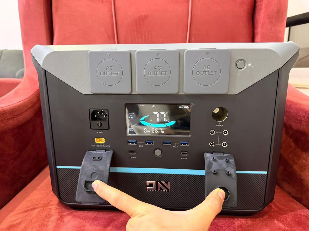 بور ستيشن باقي اخر القطعه جديد
محطة الطاقة موديل DaranEner NEO1500 pro

1800 واط يعادل 8 امبير
سعة البطارية: 1382 واط-ساعة (wh)

نوع البطارية: LiFePO4 (فوسفات حديد الليثيوم) – عمر أطول وأمان أعلى من الليثيوم العادي

يدعم الشحن بطاقة الشمسية حتى 600 واط

شاشة ذكية قراءة الواطية الداخلة الى الجهاز مع العمر المتبقي 

متوفر توصيل لجميع محافظات العراق
للحجز مراسلة الصفحة او عبر الواتساب 

0780232621


**إذا كنت صاحب هذا الإعلان وتريد حذفه لأي سبب، رجاءا أرسل رسالة إلى الدعم الفني**