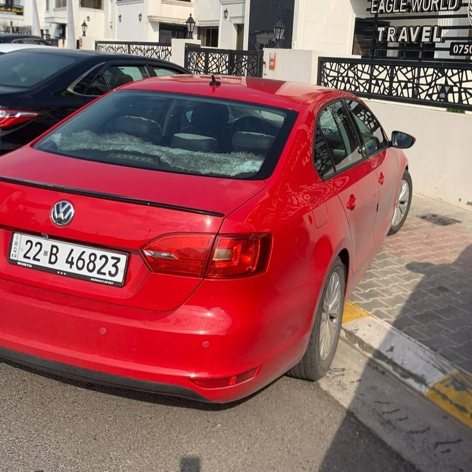 ڤۆڵگسواگن جێتا 2015 مواسەفات خلیجی 
ڕەقم هەولێر 
سەیارەکە کلین تایتڵ 
بێ بۆیاخ 
نموونە لە جوانی و پاکی 
سەنەوی نوێیە بەناوی خۆمەوەیە 
هیچ مەسرەفێکی تێدانیە 

سـعـر : لە کۆمێنت داوابکە ڕاستەوخۆ بۆت دێت 📥 

گێر و مەکیەنەی بەشەرت 
هیچ کێشەیەکی تێدا نییە 

ژمارەی خاوەنەکەی 
***********
