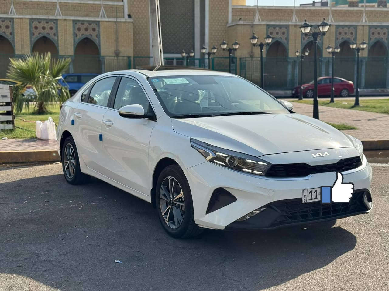 السلام عليكم ورحمة الله وبركاته مكلف بالنشر
كيا سيراتو 
موديل23  خليجي 
فول مواصفات من عده البصمة رقم بغداد انكليزي مشروع وطني مداور بأسمي هزه جديده 
مواصفات
فتحه سلايت روف
لد نهاري 
حساس خلفي 
كامره خلفيه
ويل كب كروم
تبريد قطعتين
دواخل لونين 
تبريد قطعتين 
مكينا   2000 دوش 
سيارة جديدة  كله السياره
مغلفه حمايه PPF 

دوشمة ارضية سيارة كاملة مكاني الرميثه 
رقم التواصل 
 ***********
