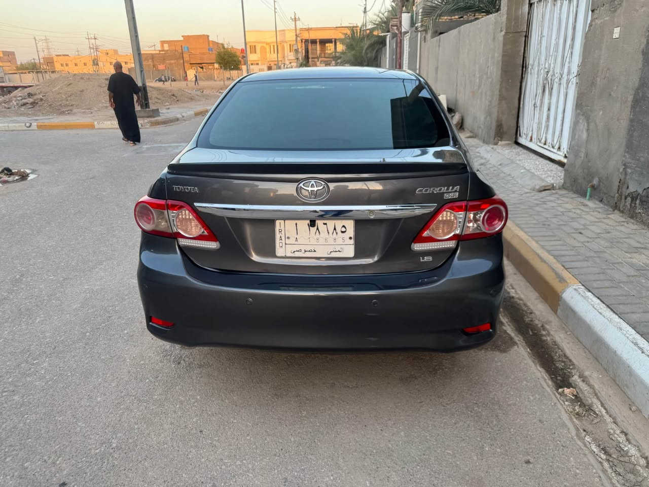 كورلا مديل 2013 خليجي باسمي فقط 4 قطع رش بدون معجون
فول مواصفات 
فتحه +حكم كروز سرعه شاشه كار بلي منضومه زنون 
محرك 1800 
مكينه جديده مامفتوحه 
حداديه جديده 
تبريد منضومه جديده 
السياره خير من الله دينار ماتصرف عليها 
بيع او مراوس السعر خاص او الاتصال 
*********** السماوا, المثنى
