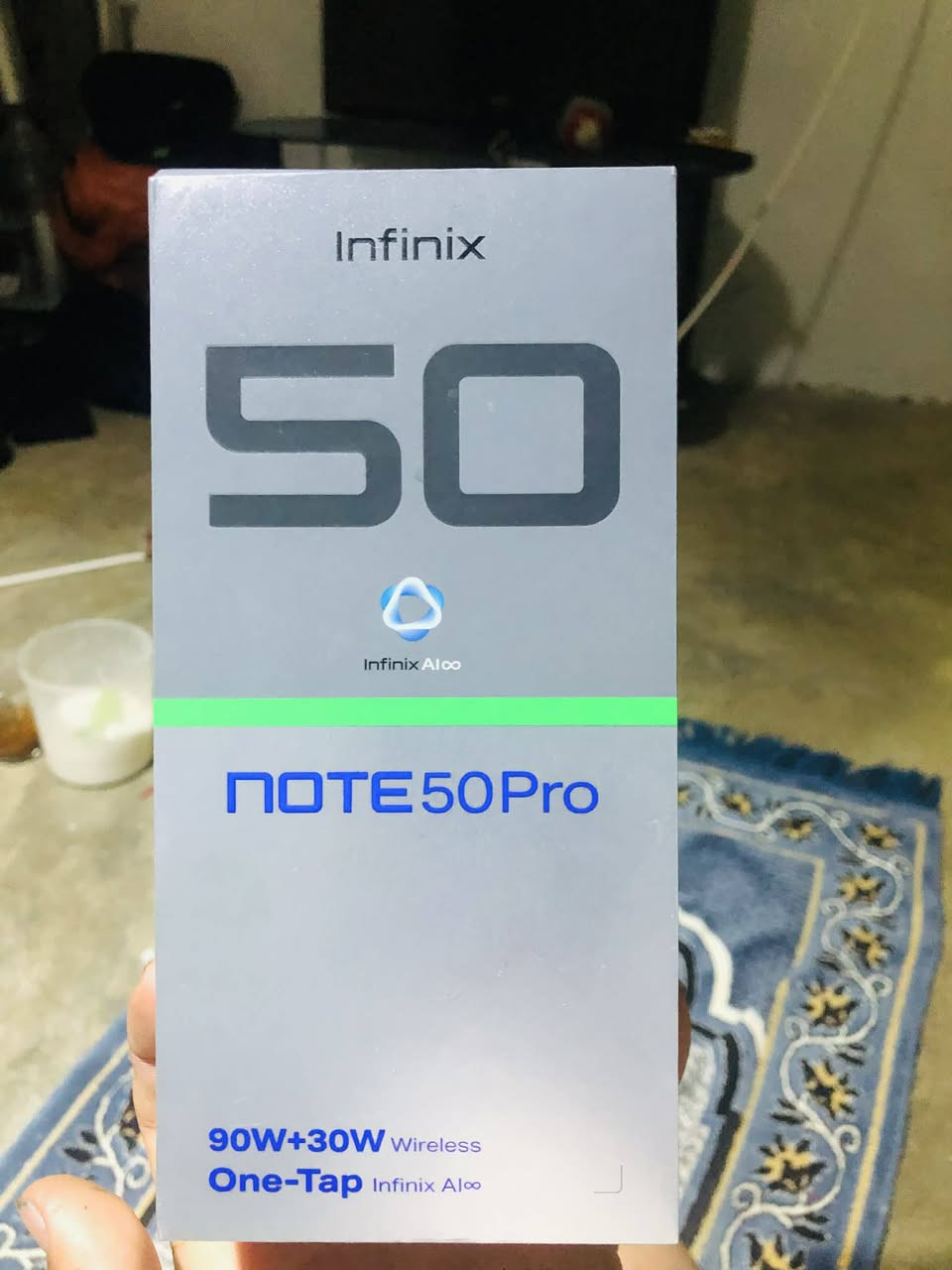 السلام عليكم
 Infinix note 50 pro 5G
مع كامل ملحقاته والكارتونة
فقط نقص كيبل الشاحنة
بطارية 99
استخدام 2-3 اشهر
السعر 270 قابل للتفاوض وأقبل مراوس


**إذا كنت صاحب هذا الإعلان وتريد حذفه لأي سبب، رجاءا أرسل رسالة إلى الدعم الفني**