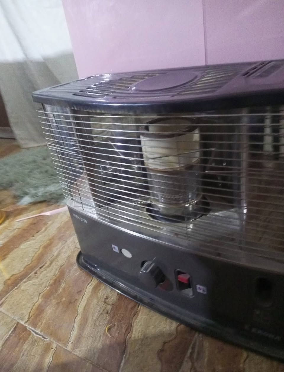 صوبة نفطية ب75 قفل مكنسة كهربائية ب75 قفل بدون عمله الشراي يجي خاص


**إذا كنت صاحب هذا الإعلان وتريد حذفه لأي سبب، رجاءا أرسل رسالة إلى الدعم الفني**