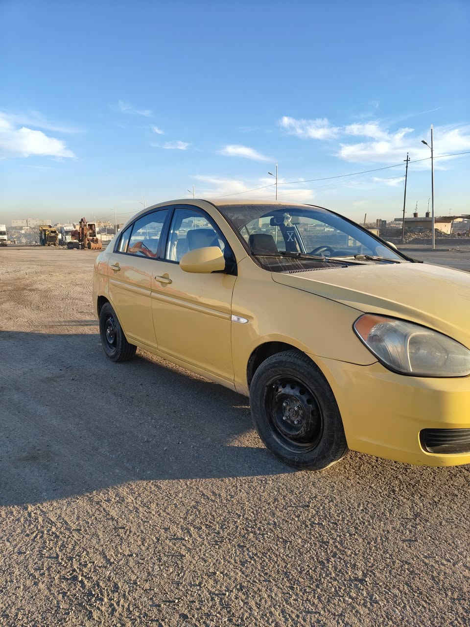 السلام عليكم اكسنت موديل 2009امريكي كود واحد بسمي شرط التحويل مكان السياره موصل  السعر 85وبيها مجال خابر ودلل ***********...... ***********
