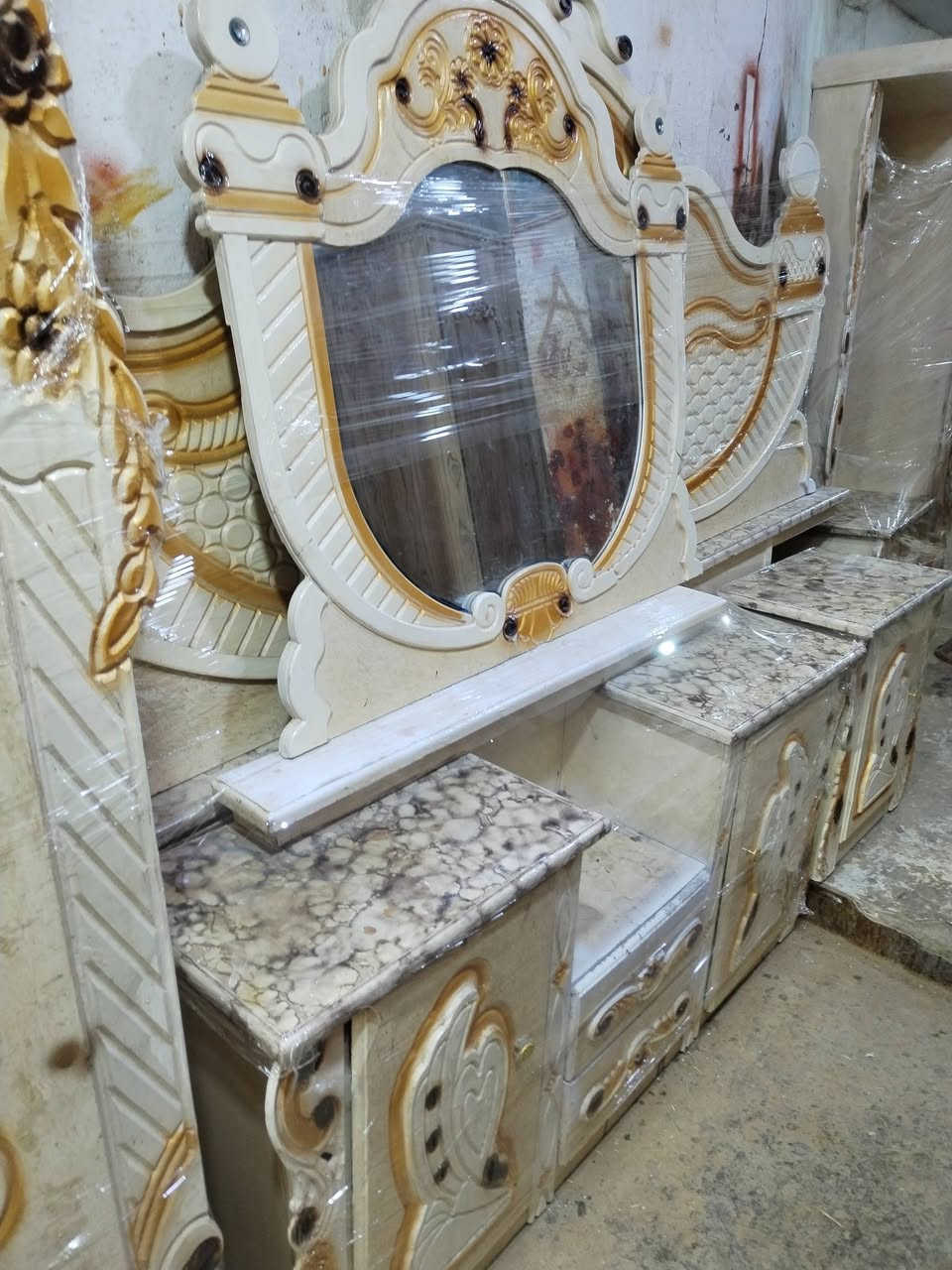 غرفه. لبيع نجار سعر 650 تصال واتساب ***********ناصريه مركز
